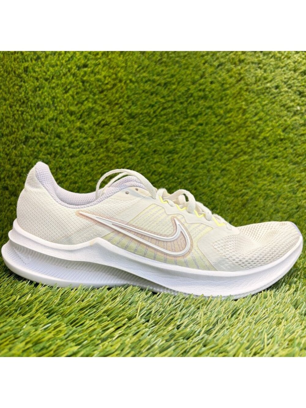 Nike Downshifter 11 Womens Size 10 White Lime Athletic Running Shoes Sneakers